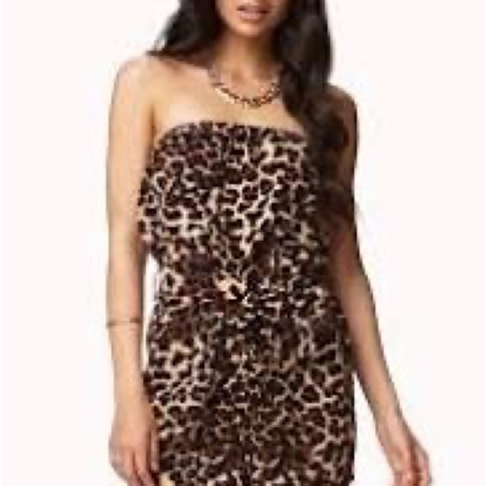 Forever 21 brown leopard strapless romper NWOT M - Picture 3 of 9